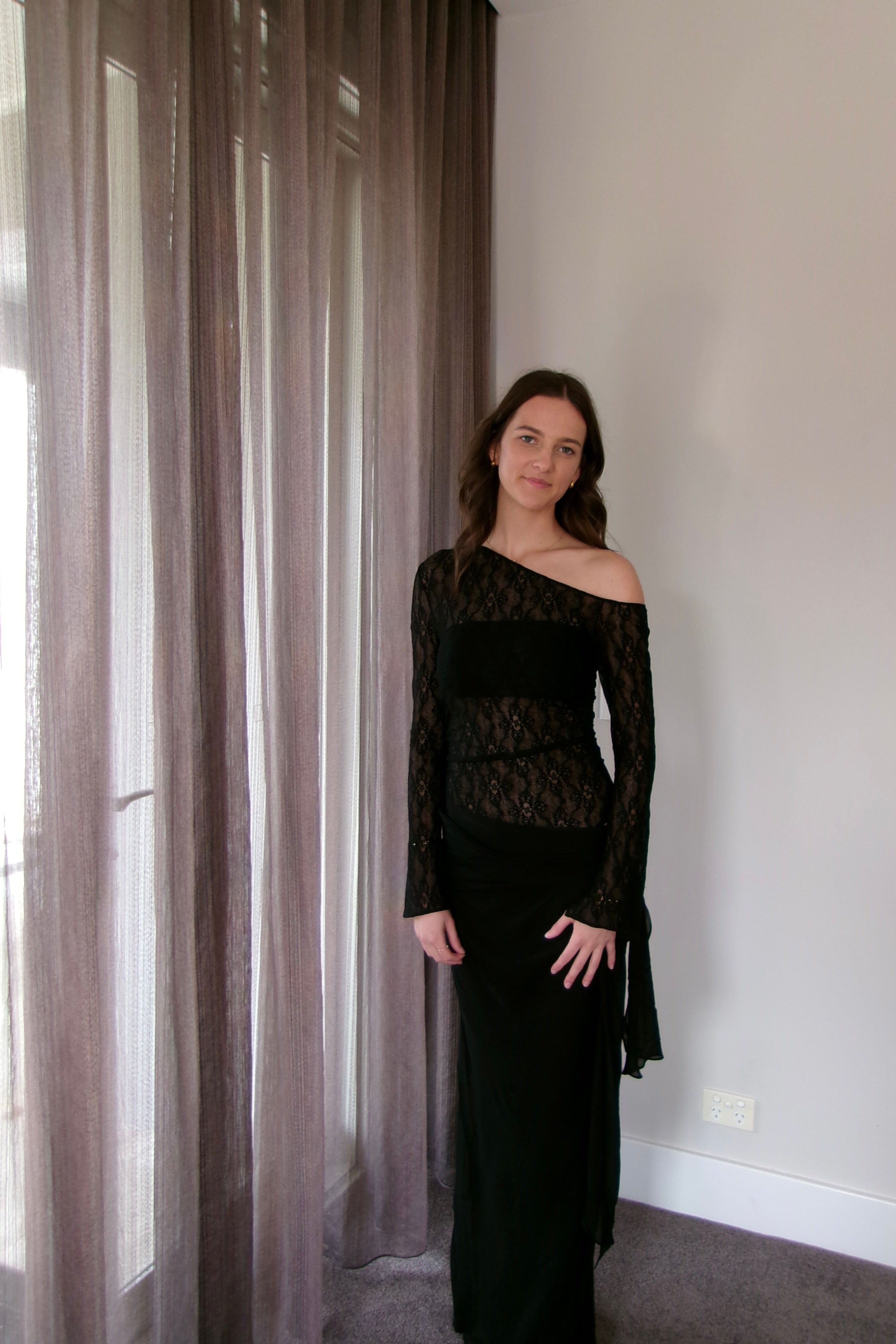 Benni Nova – Black